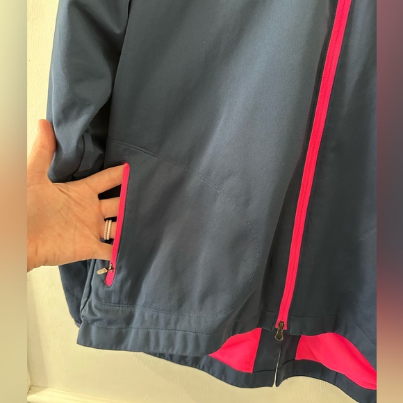 Nike Golf Jacket - Picture 2 of 7